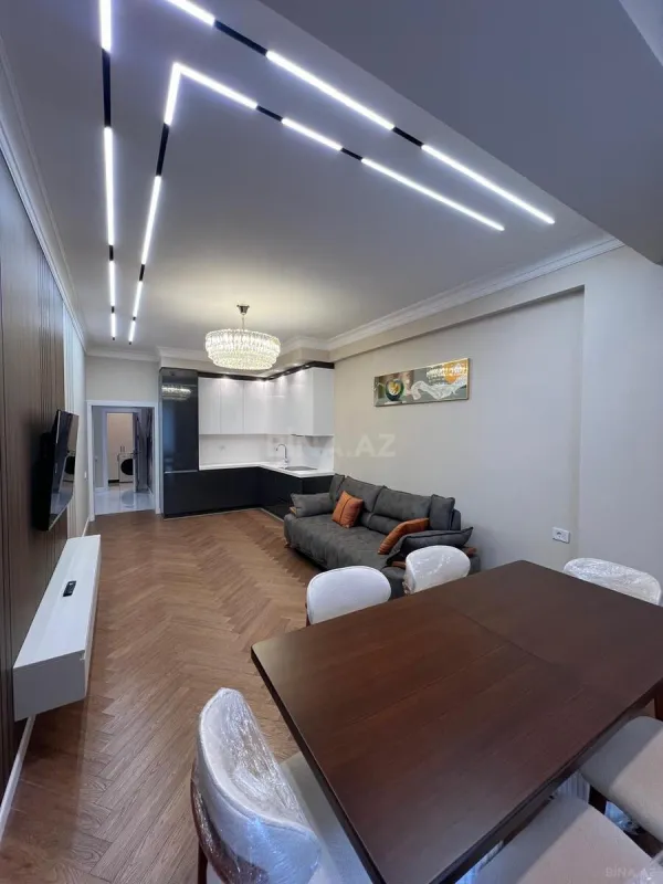 Kirayə verilir 2 otaqlı mənzil 80 m²