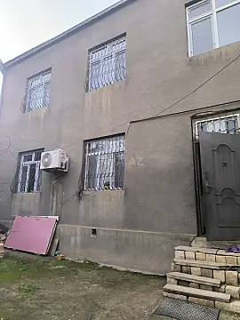 Satılır 8 otaqlı həyət evi 300 m²