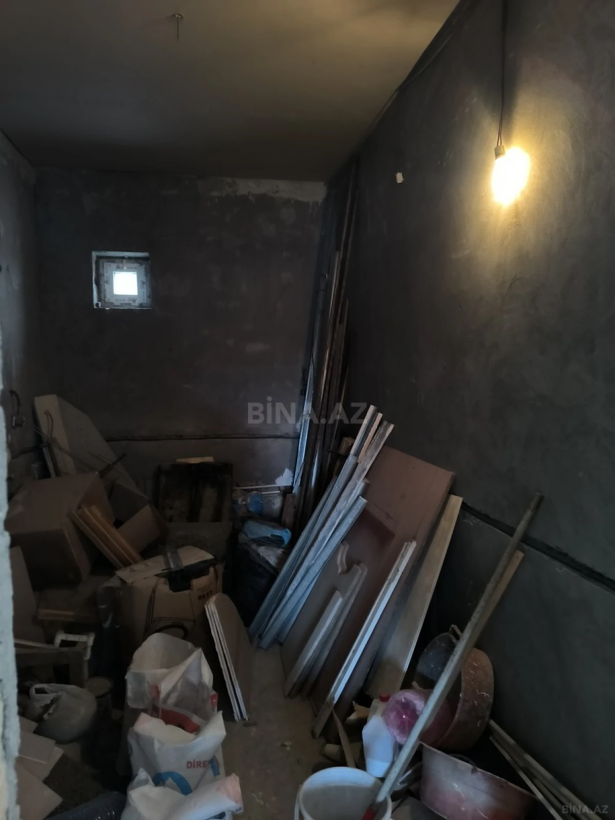 Satılır 8 otaqlı həyət evi 300 m²