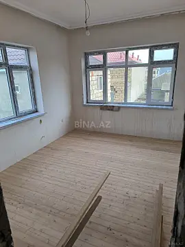 Satılır 8 otaqlı həyət evi 300 m²