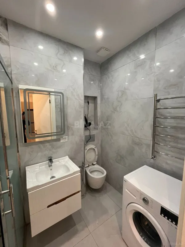 Kirayə verilir 2 otaqlı mənzil 92 m²