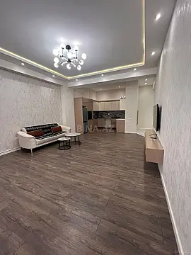 Kirayə verilir 2 otaqlı mənzil 92 m²