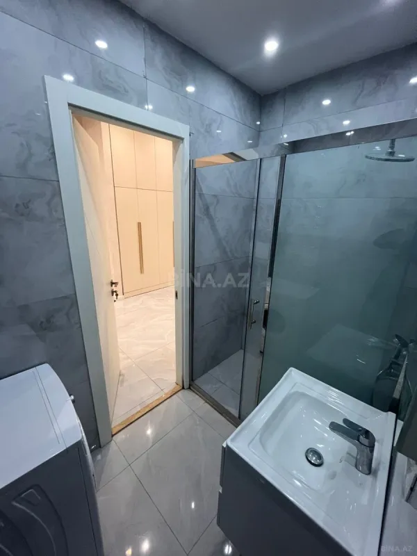 Kirayə verilir 2 otaqlı mənzil 92 m²