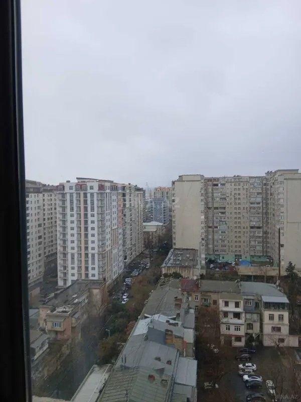 Kirayə verilir 3 otaqlı mənzil 140 m²