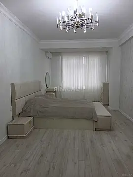 Kirayə verilir 3 otaqlı mənzil 140 m²