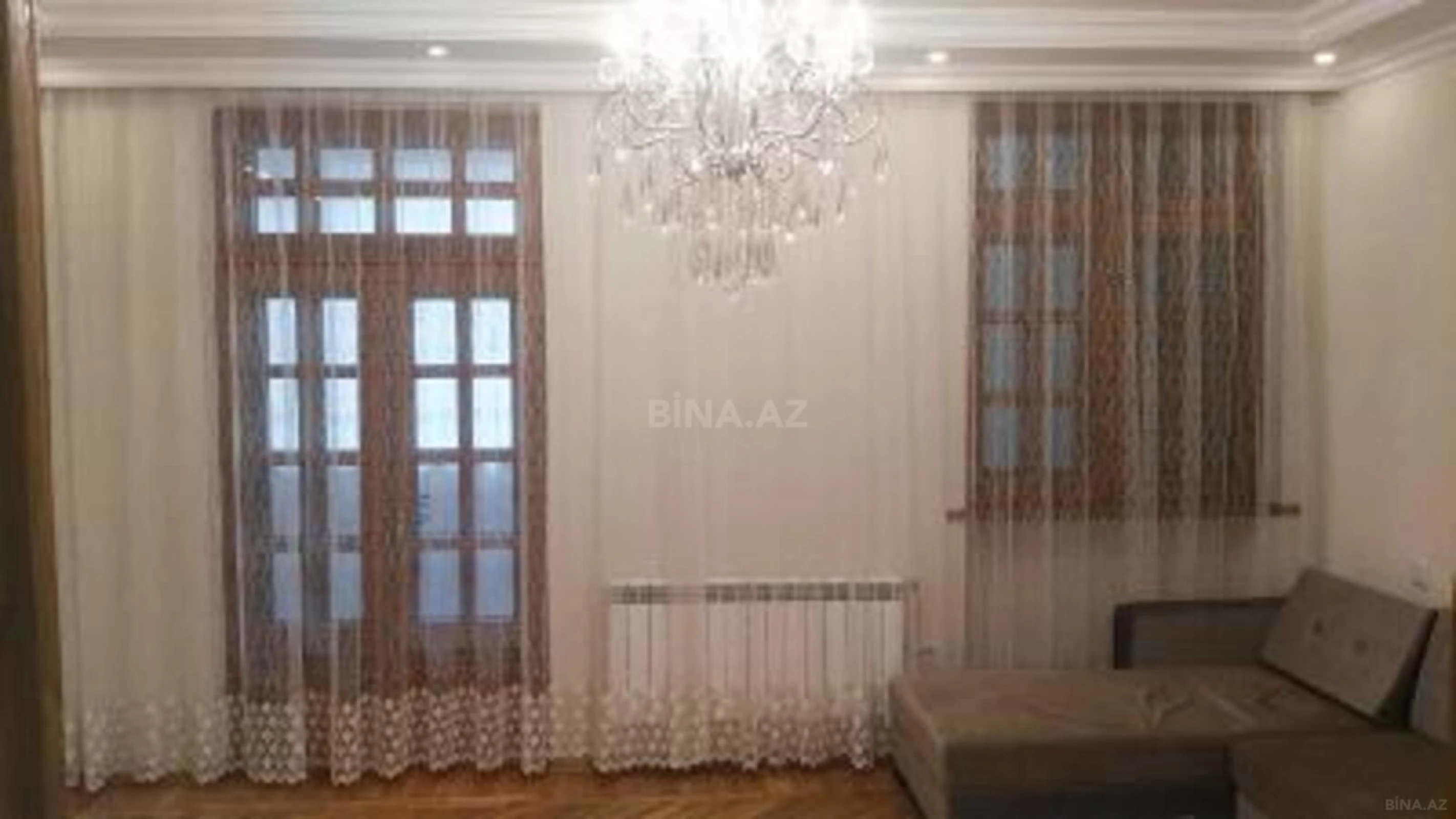 Kirayə verilir 2 otaqlı mənzil 60 m²