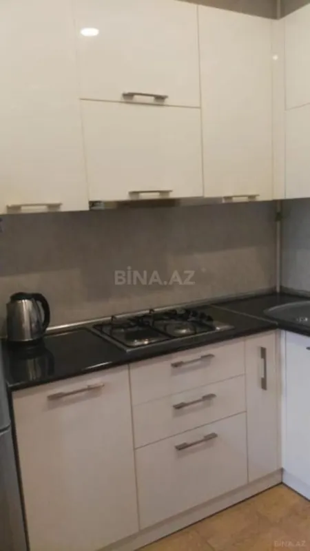 Kirayə verilir 2 otaqlı mənzil 60 m²