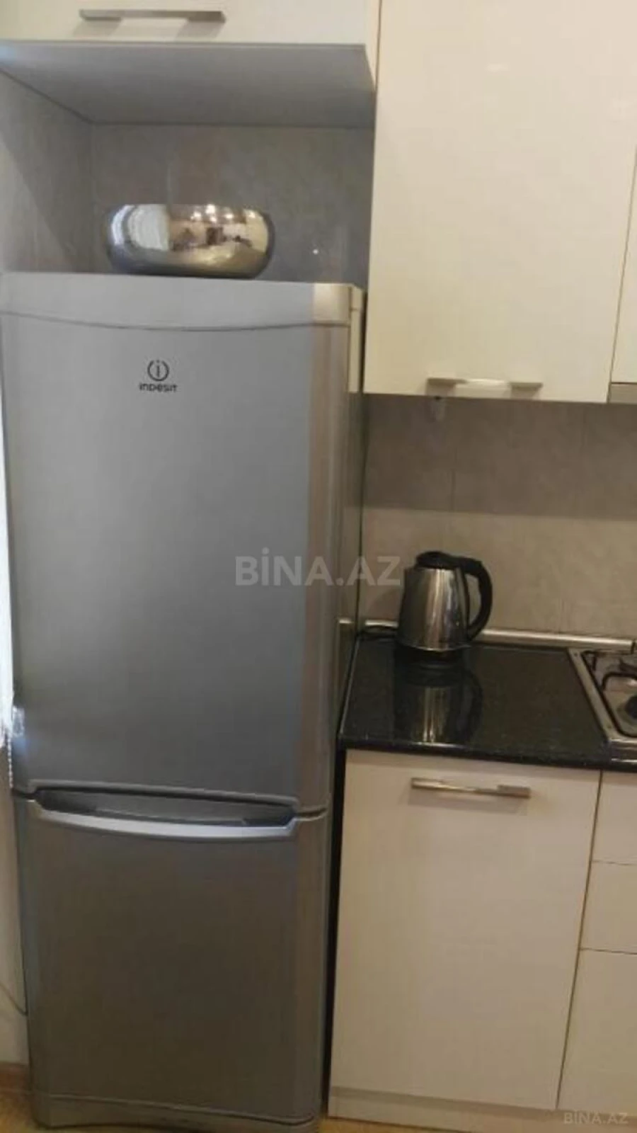 Kirayə verilir 2 otaqlı mənzil 60 m²