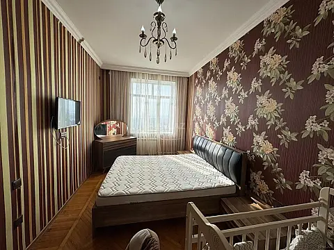 Satılır 3 otaqlı mənzil 80 m²