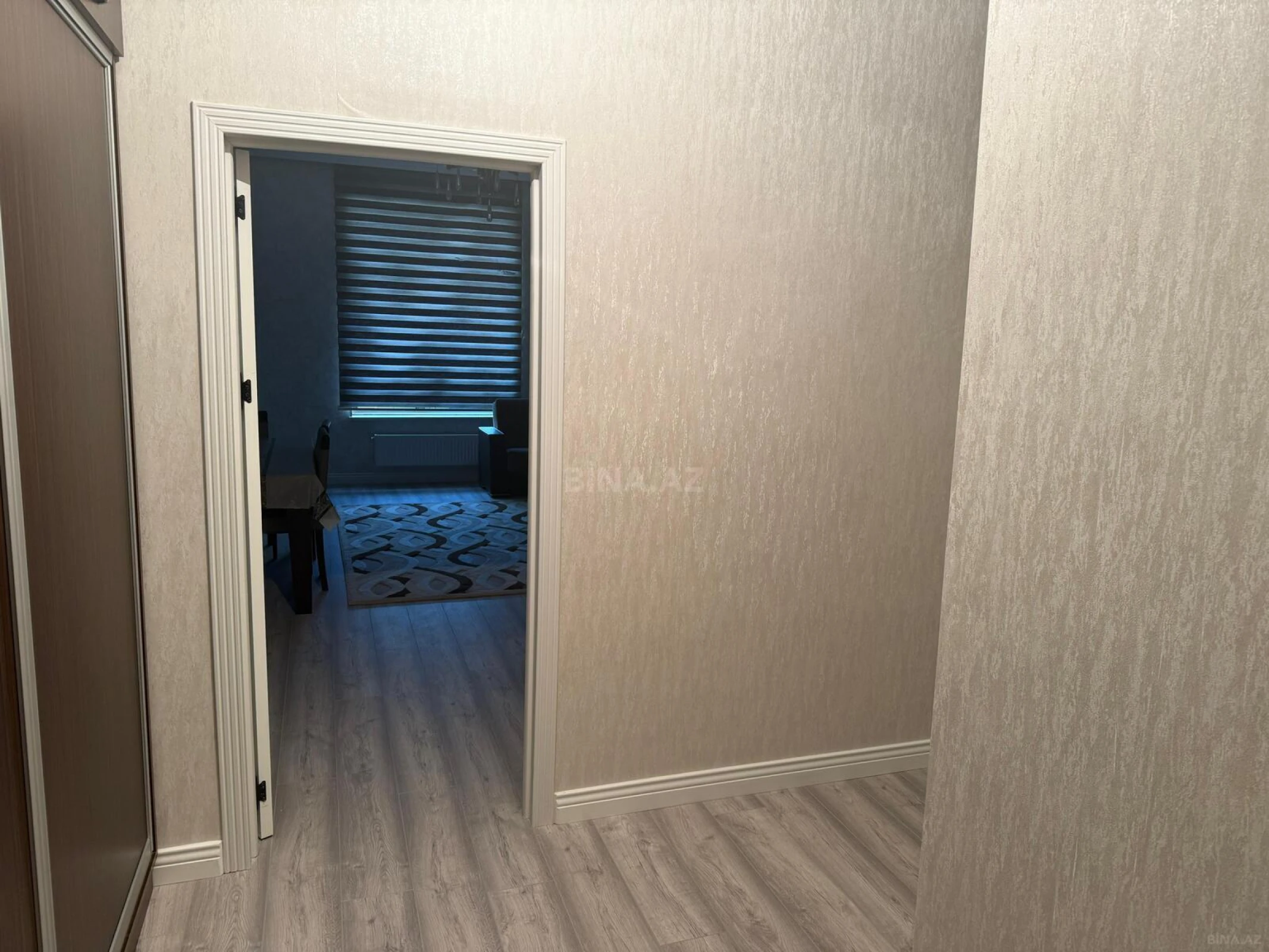 Kirayə verilir 2 otaqlı mənzil 72 m²