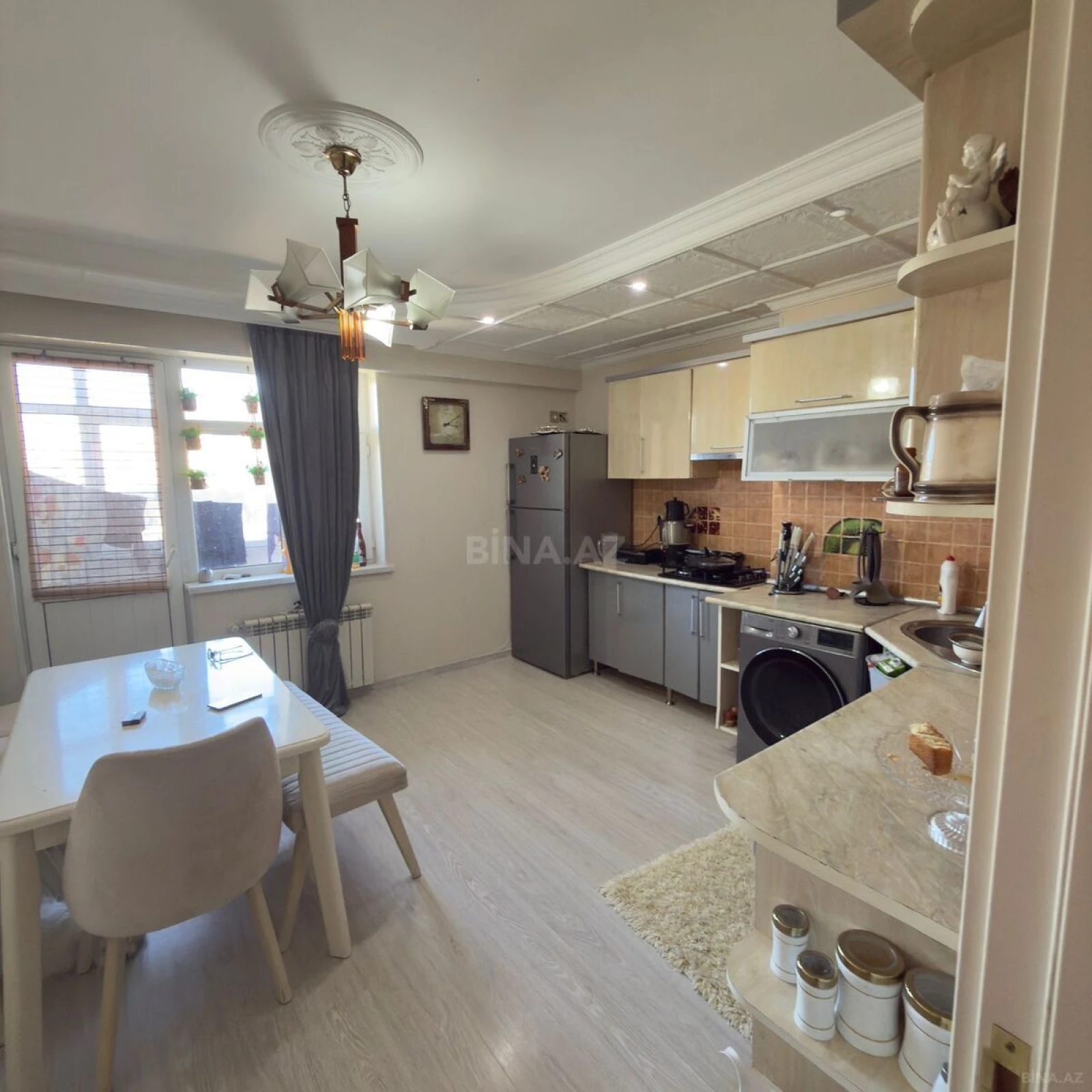 Satılır 3 otaqlı mənzil 120 m²