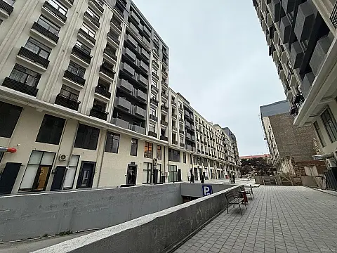 Satılır 2 otaqlı mənzil 70 m²