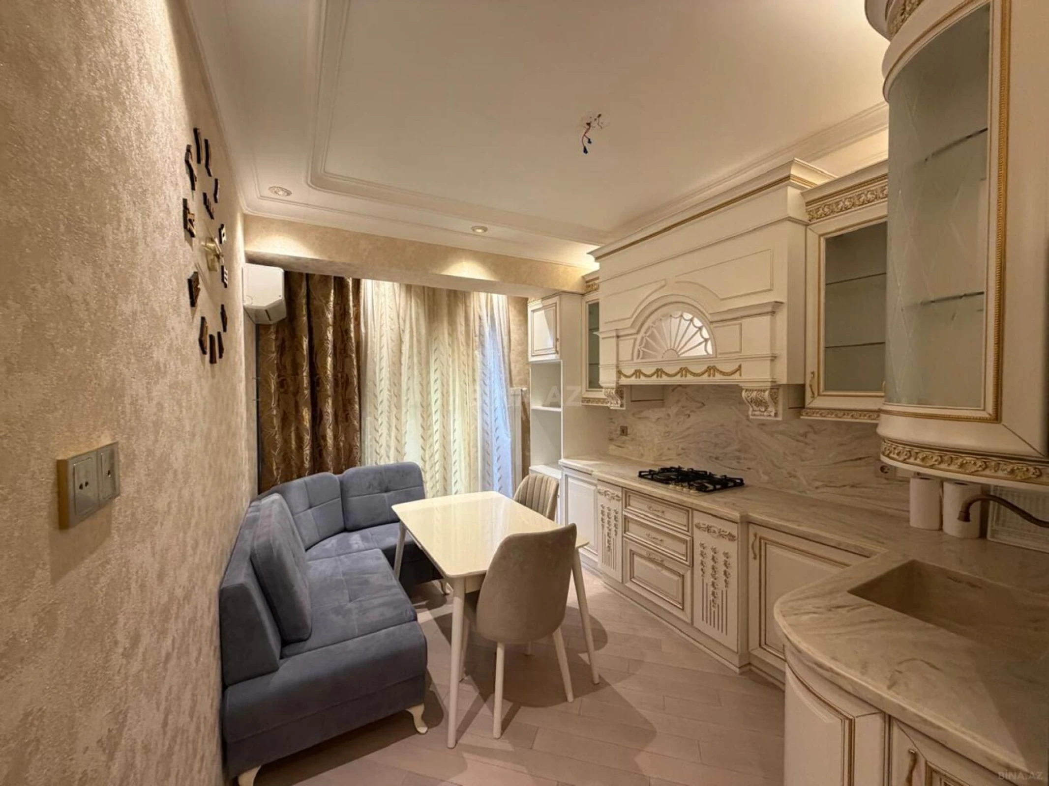 Satılır 3 otaqlı mənzil 125 m²