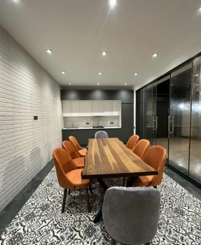 Kirayə verilir 4 otaqlı həyət evi 240 m²