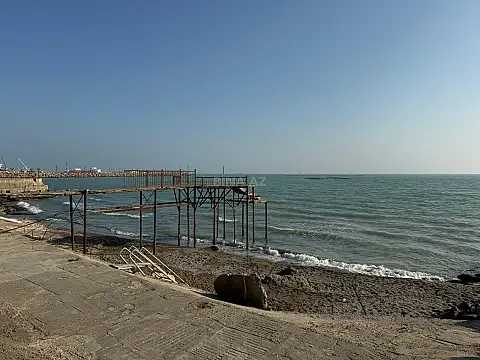 Satılır 12 otaqlı həyət evi 500 m²