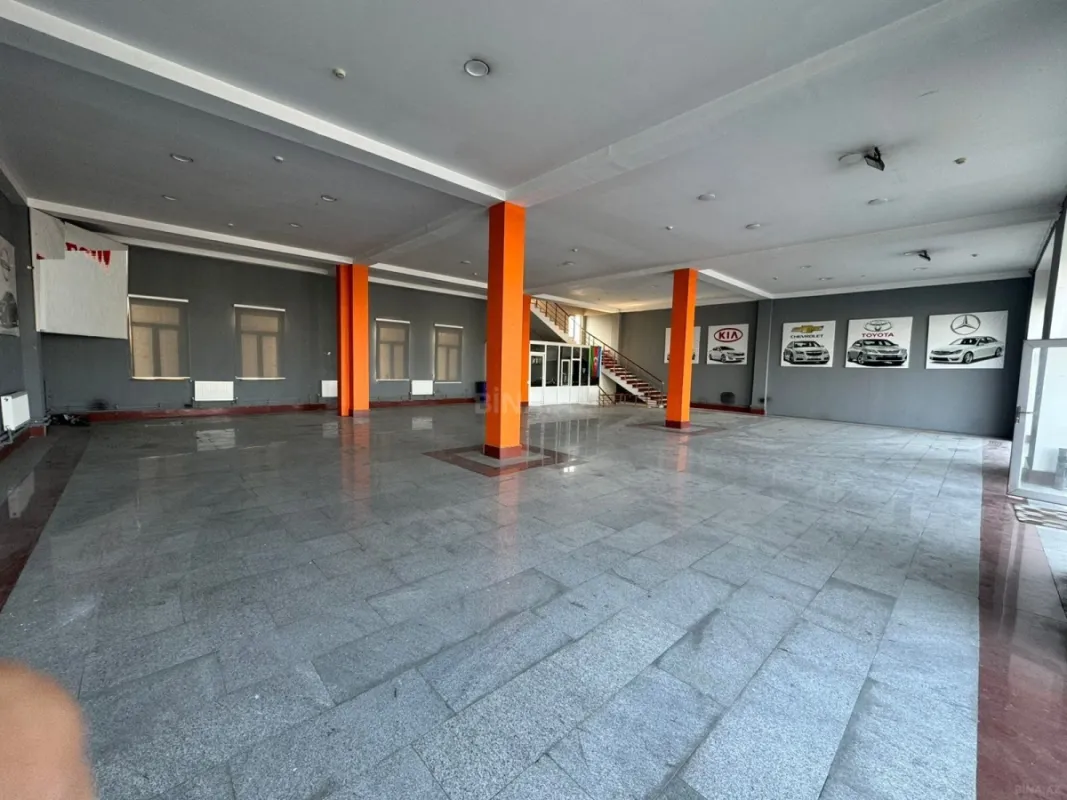 Satılır obyekt 1100 m²
