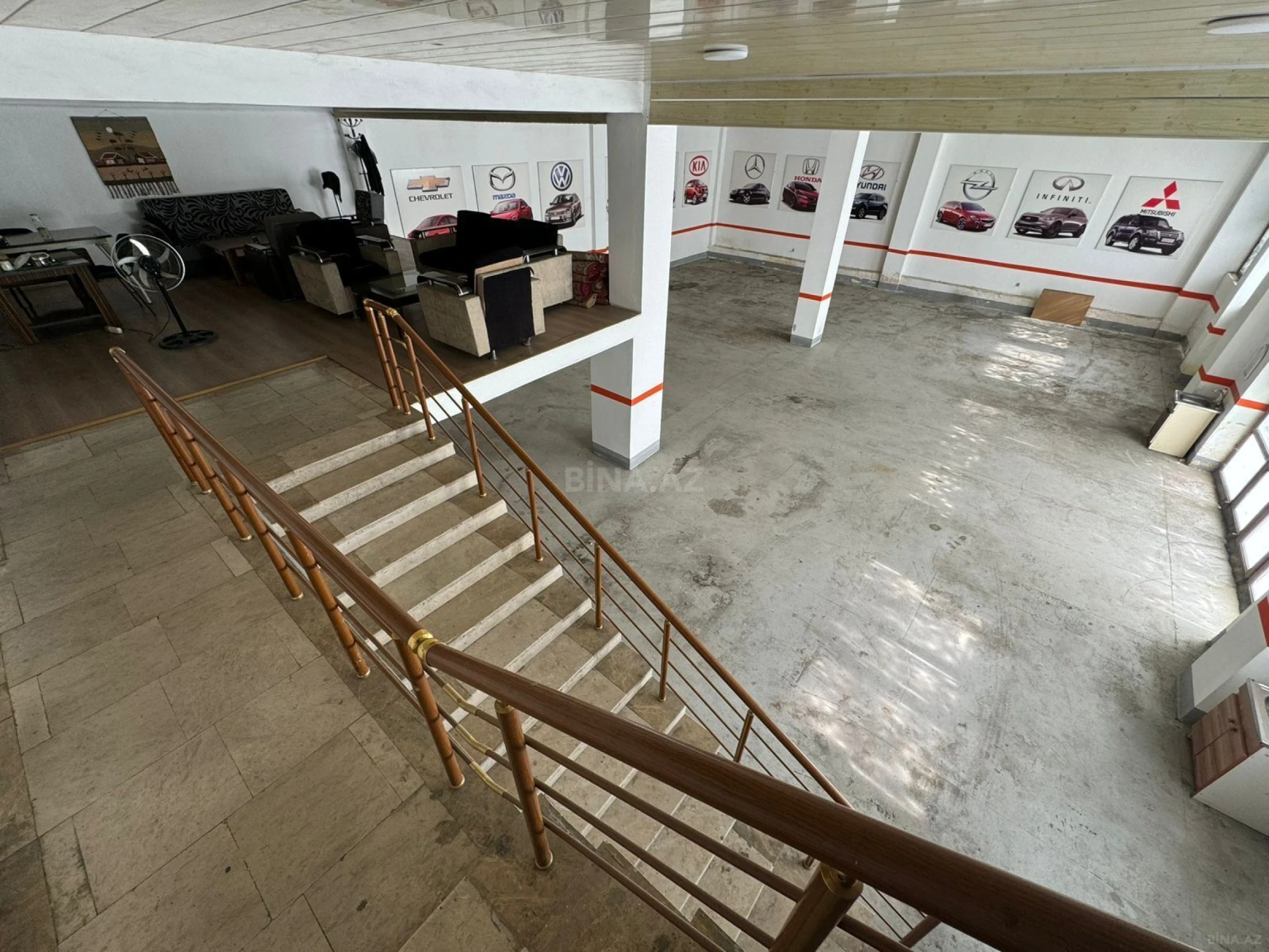 Satılır obyekt 1100 m²