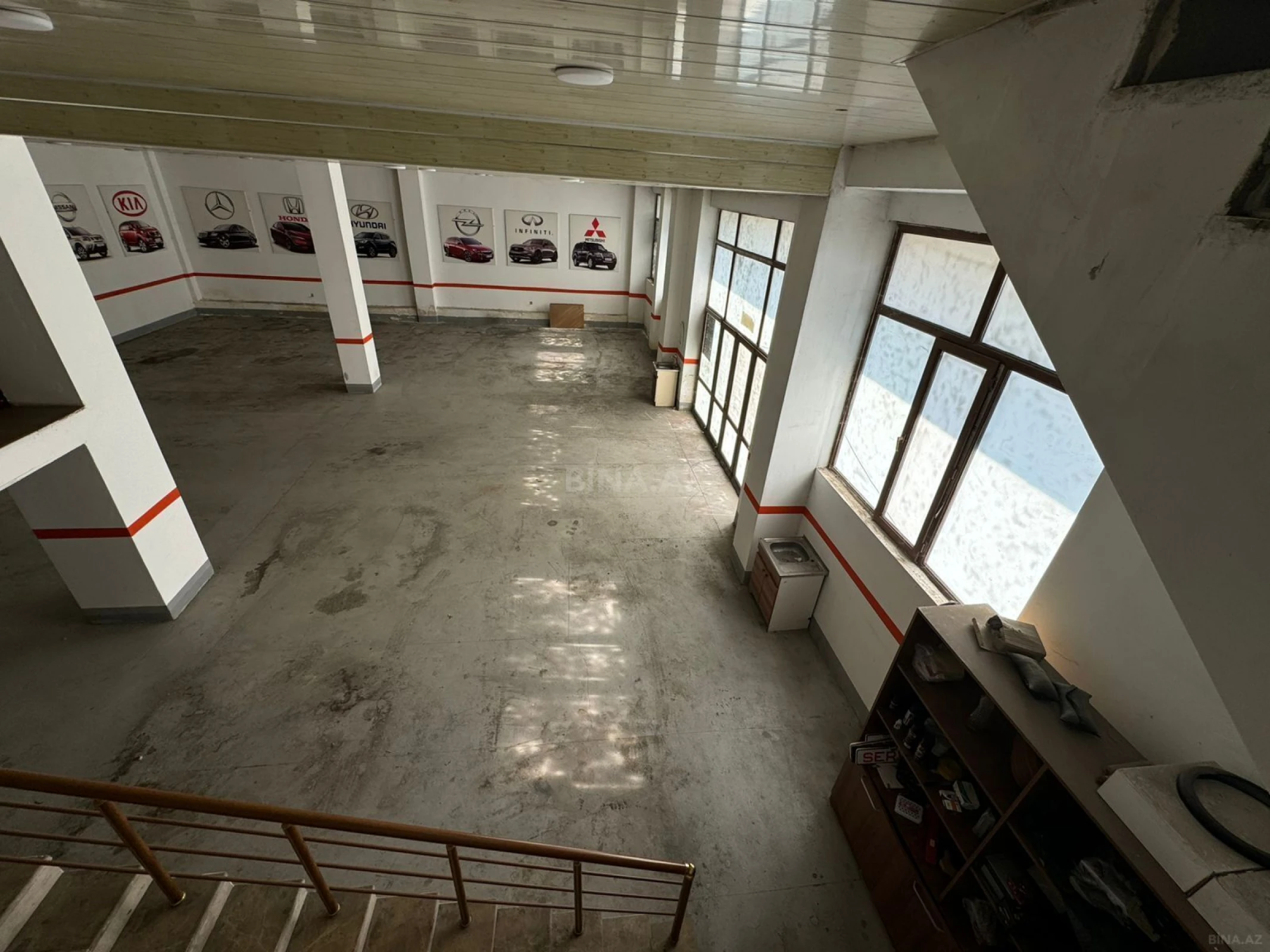 Satılır obyekt 1100 m²