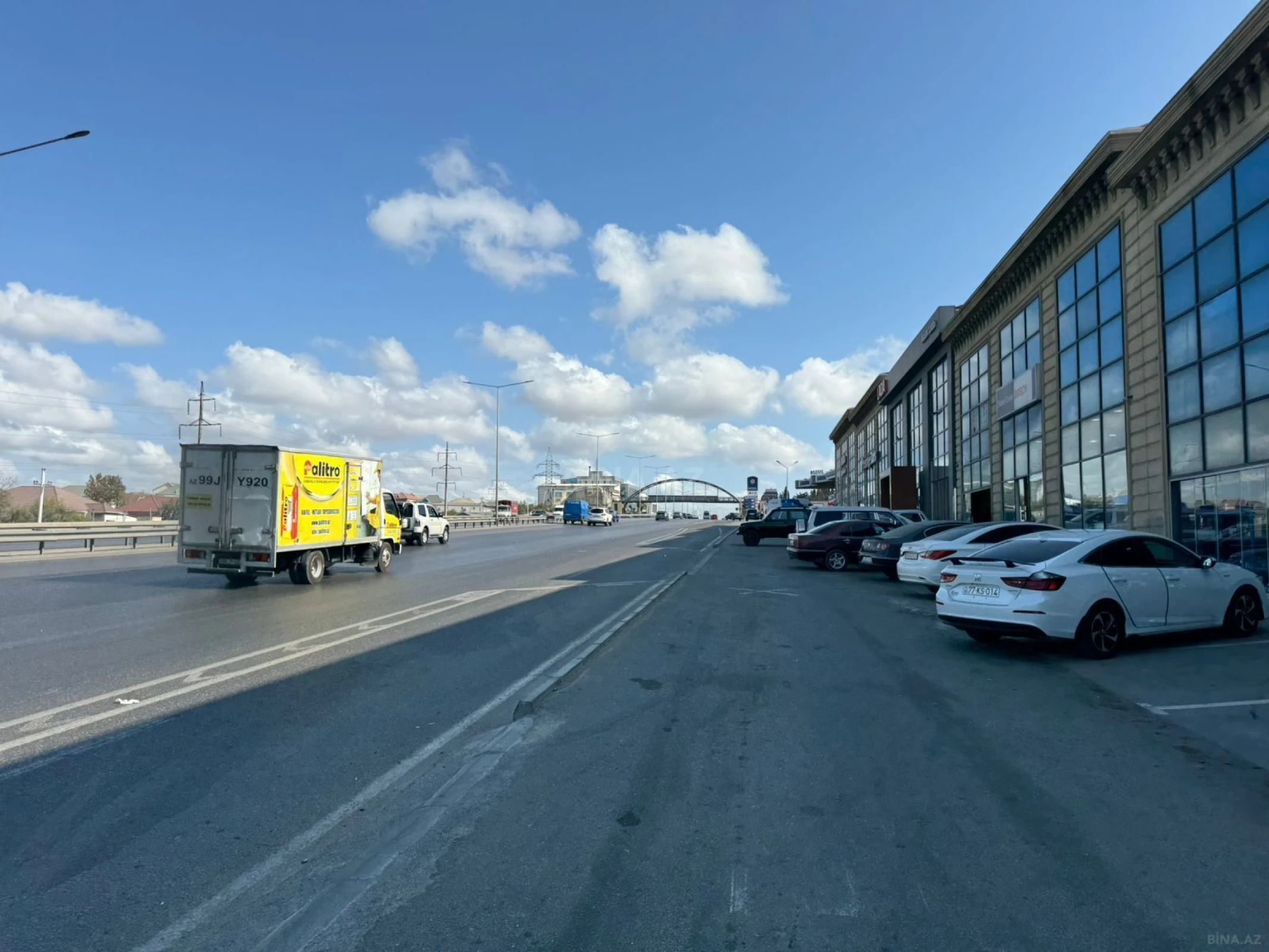 Satılır obyekt 1100 m²