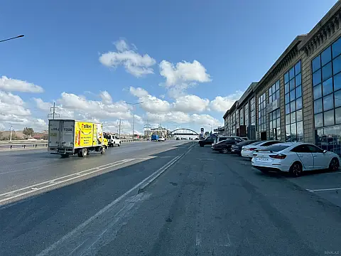 Satılır obyekt 1100 m²
