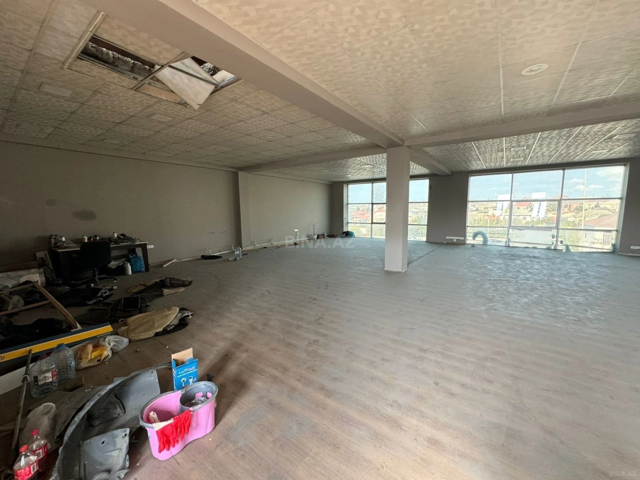 Satılır obyekt 1100 m²