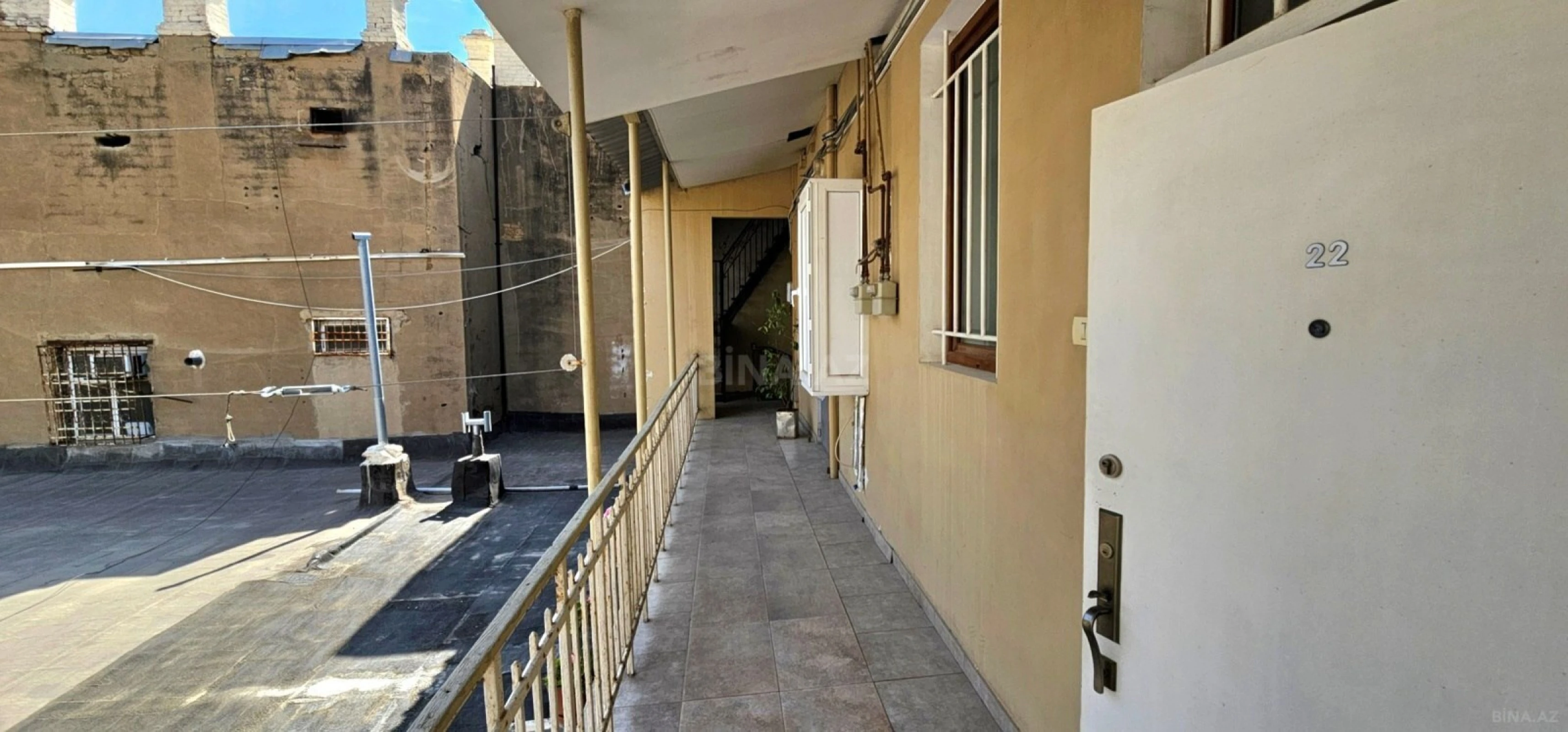 Satılır 2 otaqlı mənzil 115 m²