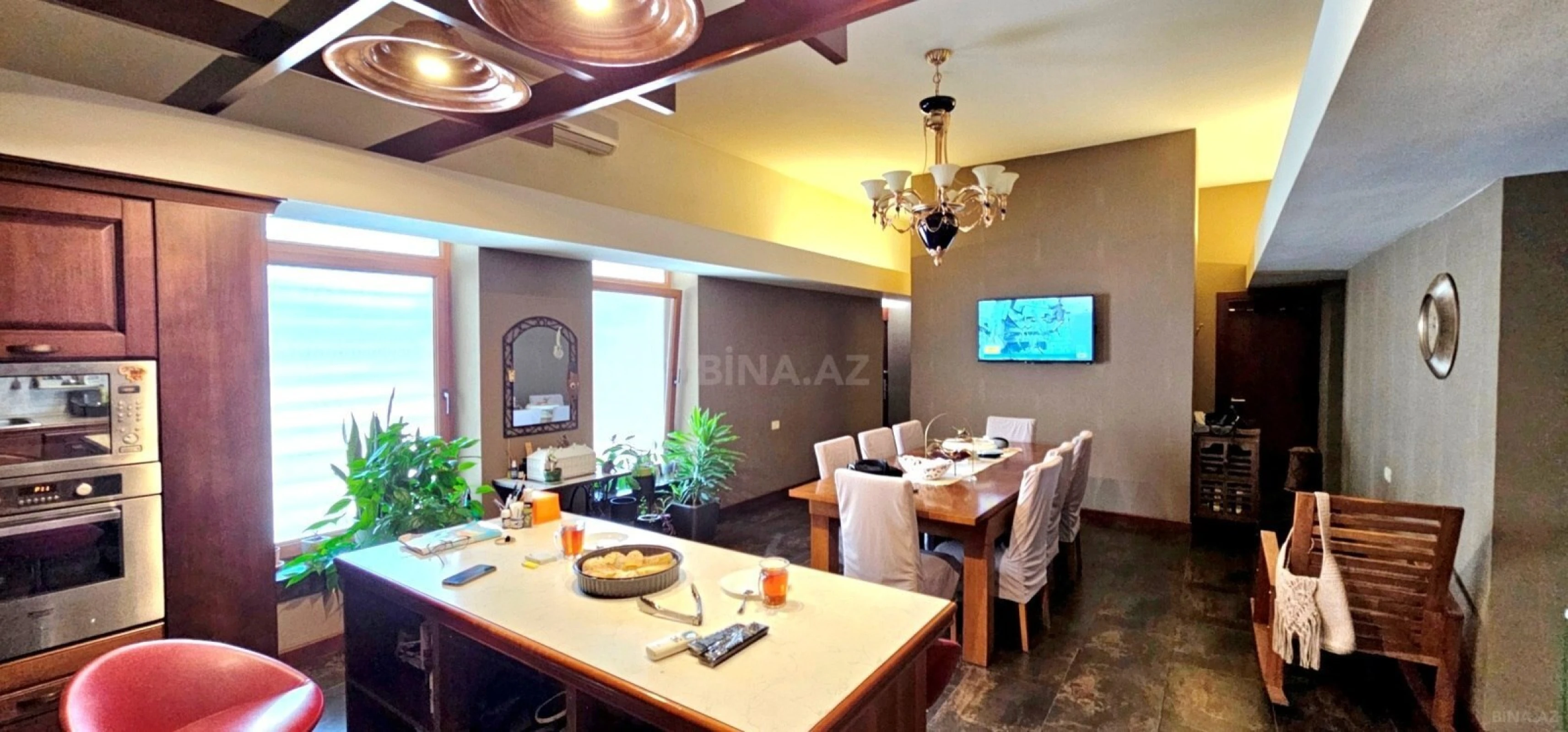 Satılır 2 otaqlı mənzil 115 m²