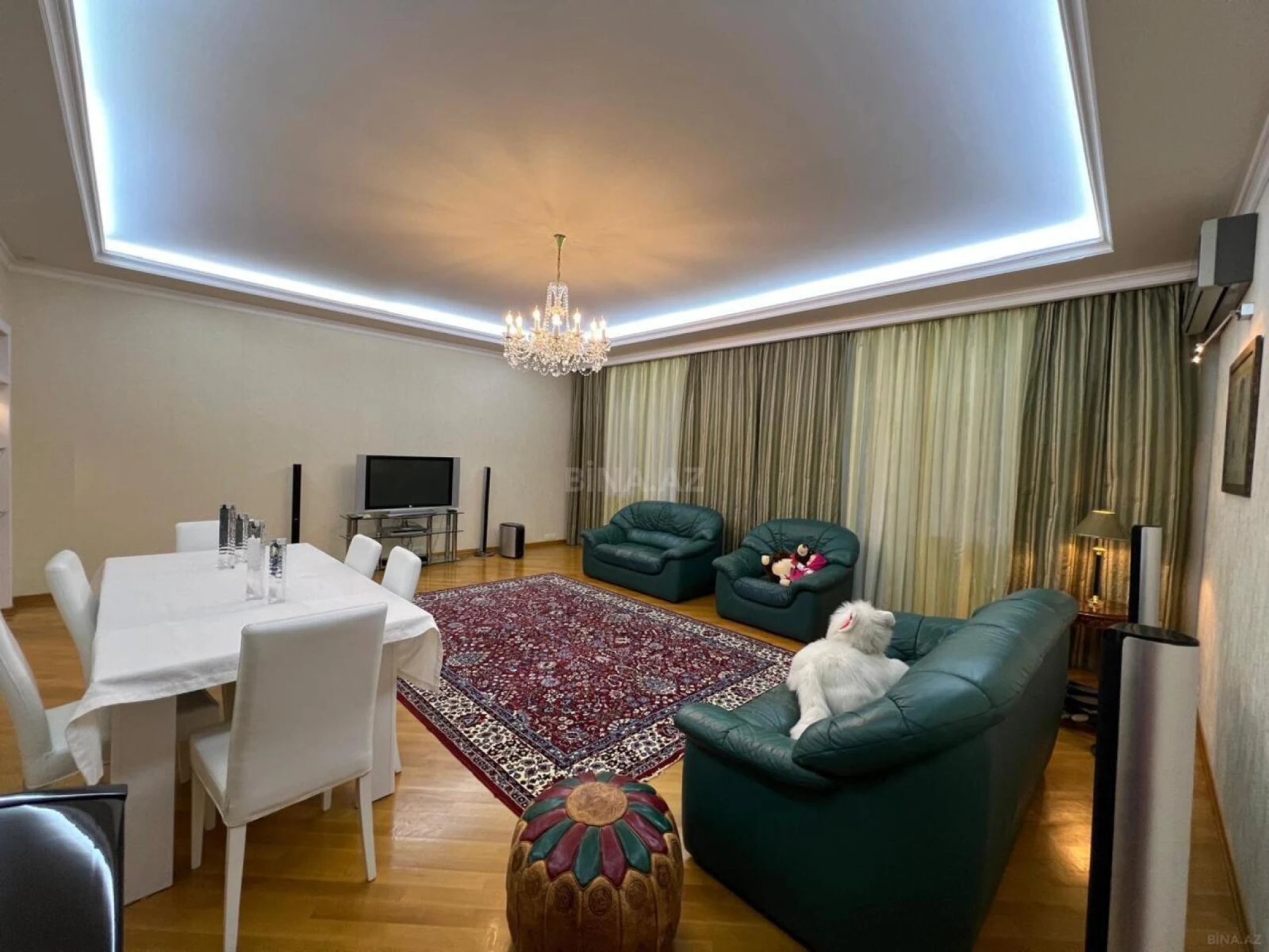 Satılır 3 otaqlı mənzil 170 m²