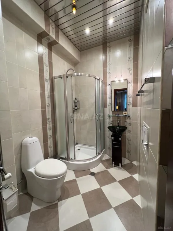 Satılır 3 otaqlı mənzil 170 m²