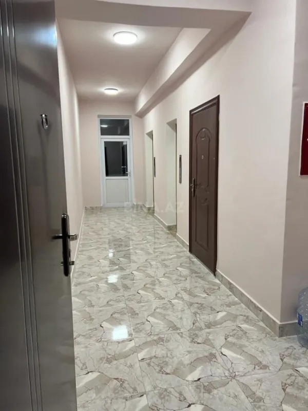 Satılır 3 otaqlı mənzil 170 m²