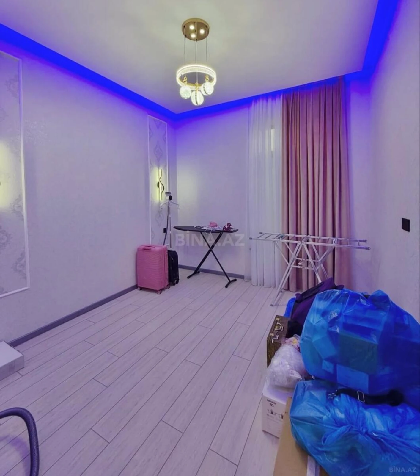 Satılır 4 otaqlı həyət evi 160 m²