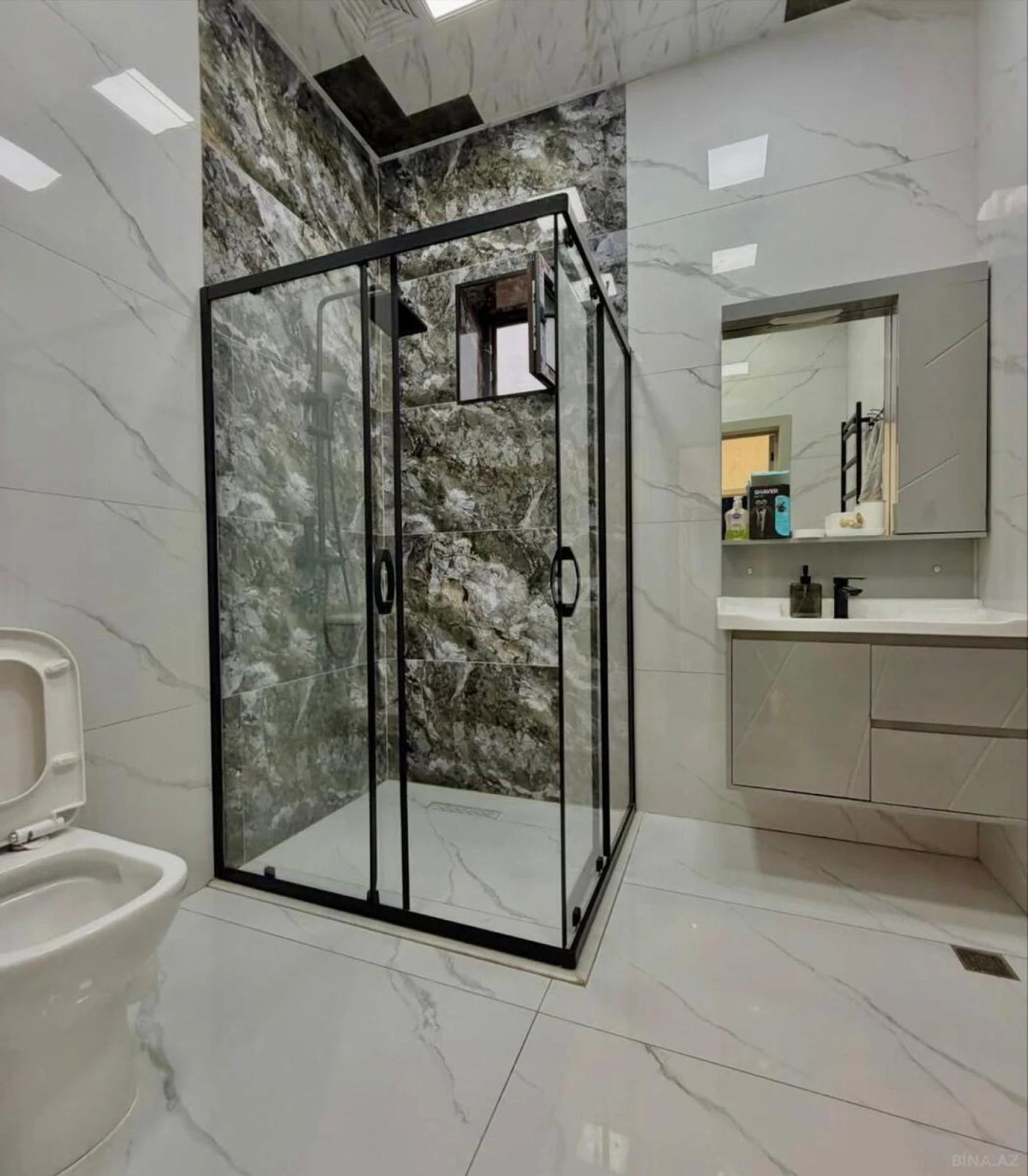 Satılır 4 otaqlı həyət evi 160 m²