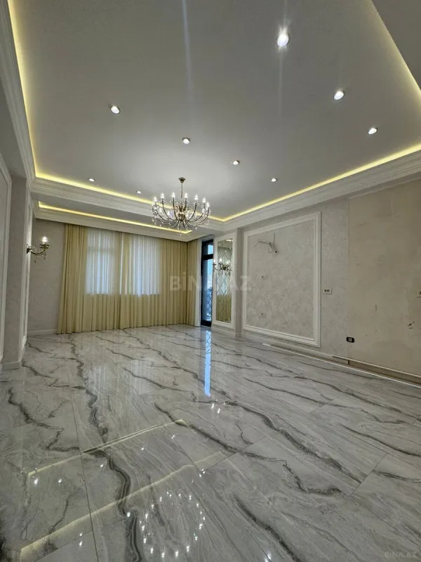 Satılır 3 otaqlı mənzil 107 m²