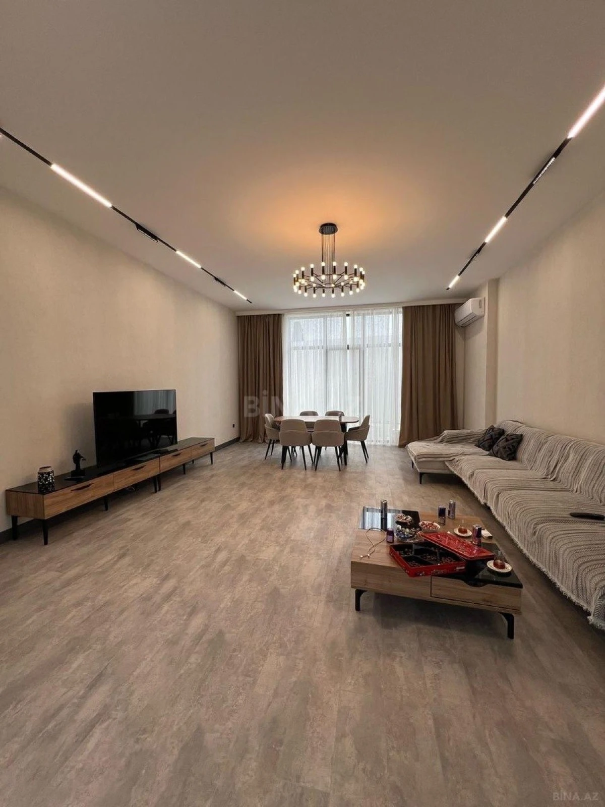Kirayə verilir 4 otaqlı həyət evi 340 m²
