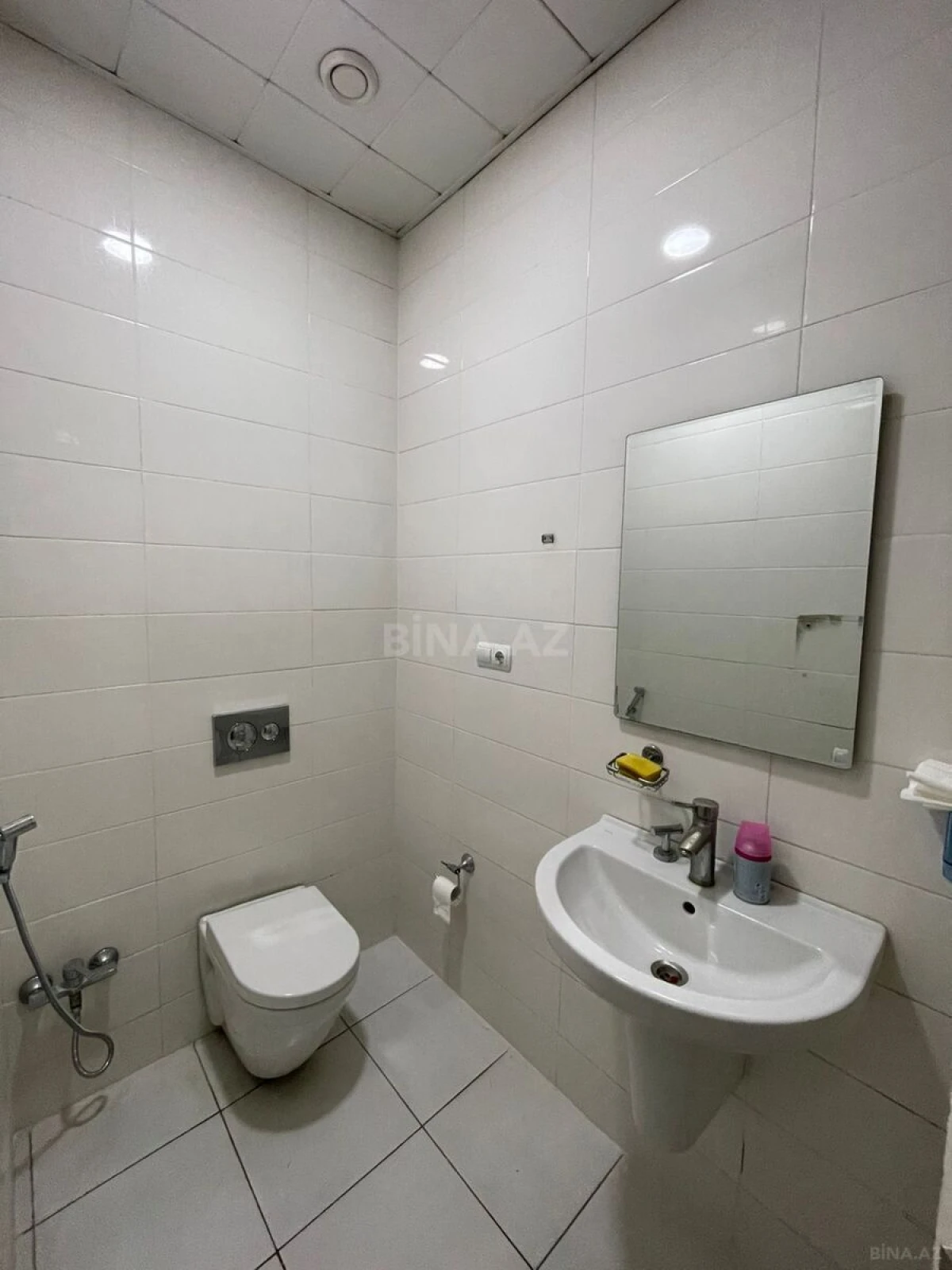 Kirayə verilir obyekt 300 m²