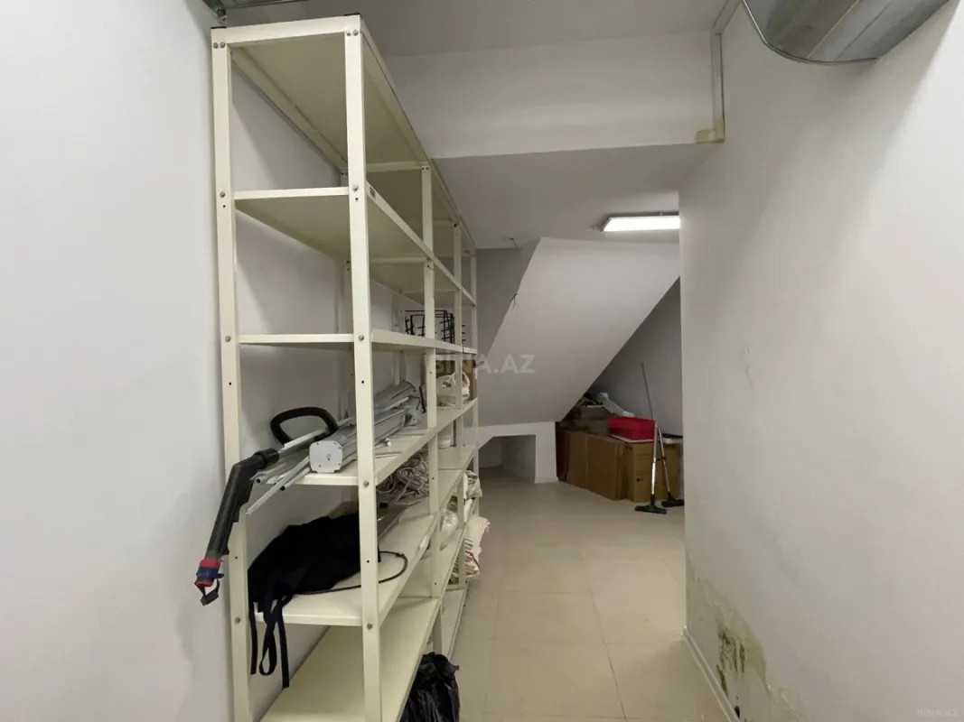 Kirayə verilir obyekt 300 m²