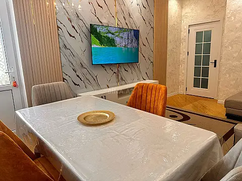 Satılır 2 otaqlı mənzil 56 m²