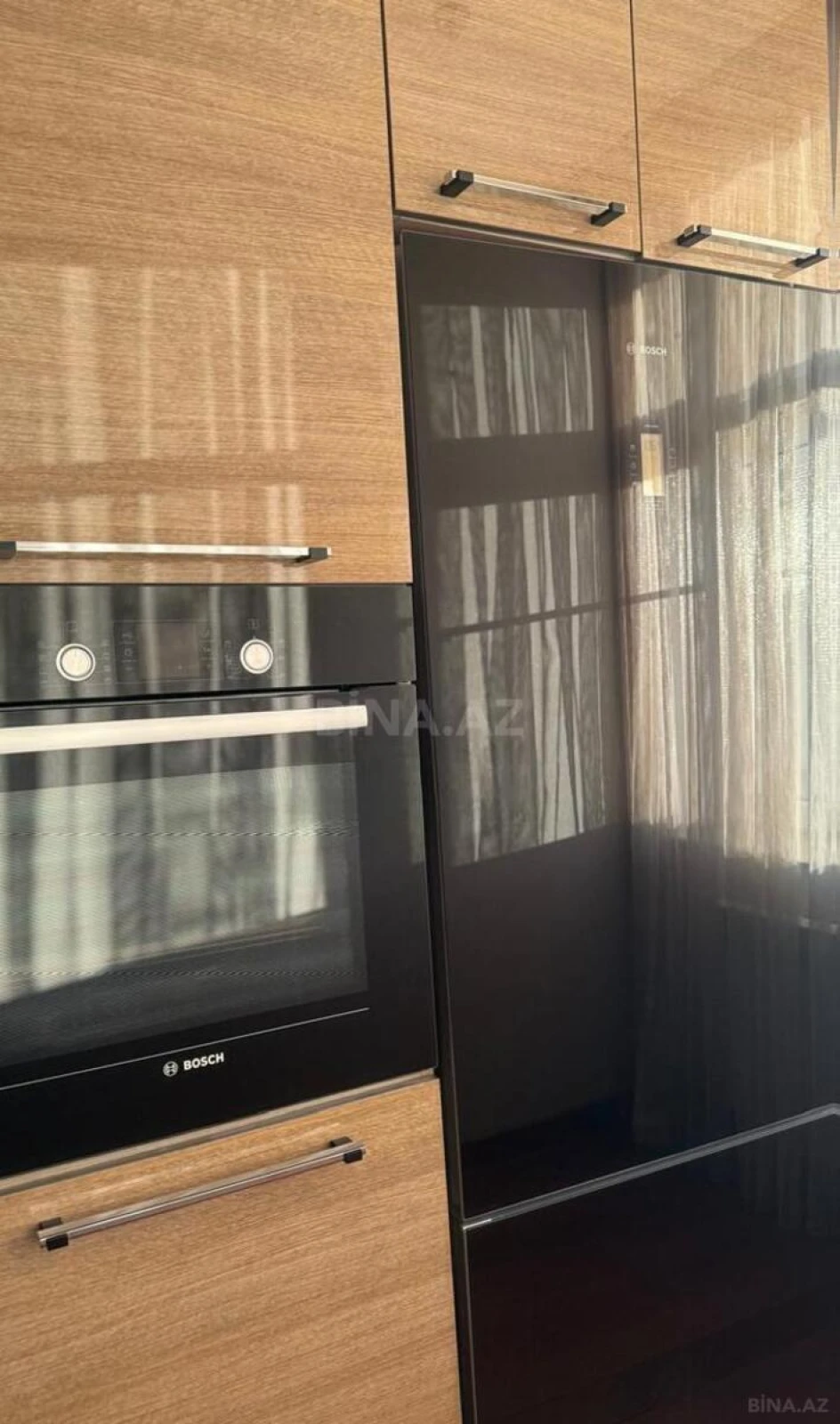 Satılır 4 otaqlı mənzil 170 m²