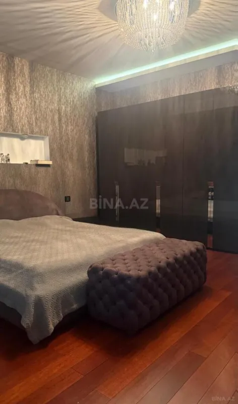 Satılır 4 otaqlı mənzil 170 m²