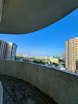 Satılır 4 otaqlı mənzil 214 m²