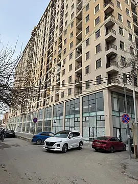 Satılır 4 otaqlı mənzil 185 m² — Bakı, Nizami 4 otaq 185.00 m²