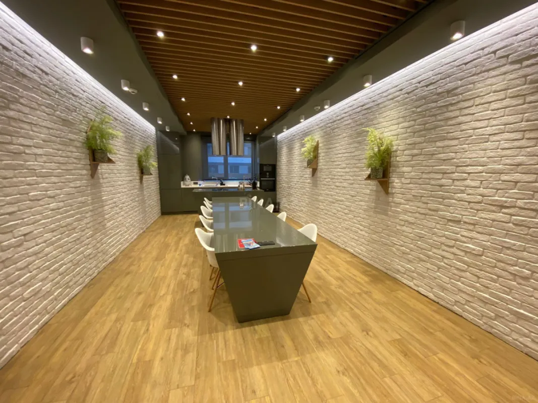 Kirayə verilir 3 otaqlı mənzil 103 m²