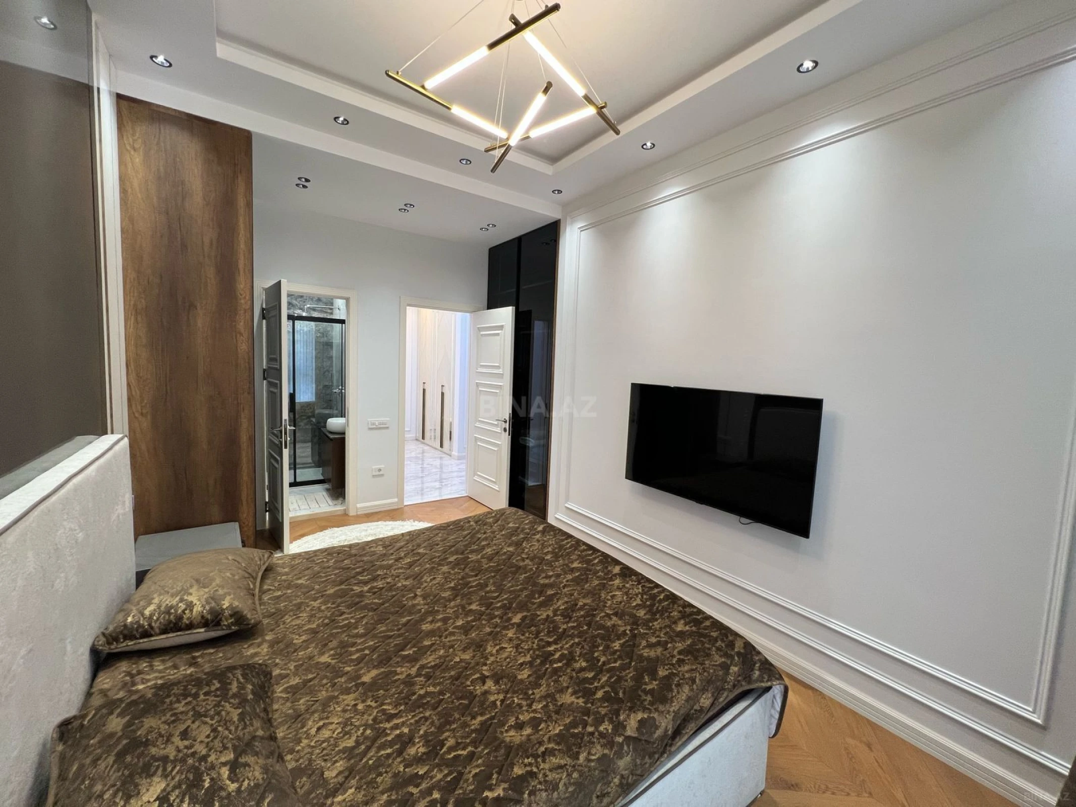 Kirayə verilir 3 otaqlı mənzil 103 m²