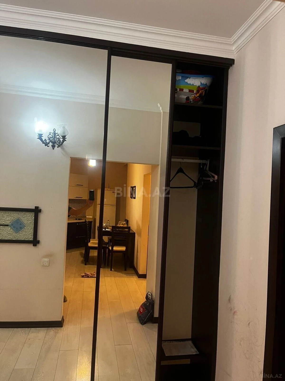 Satılır 2 otaqlı mənzil 80 m²