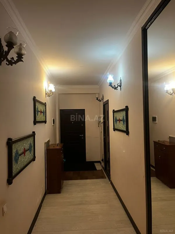 Satılır 2 otaqlı mənzil 80 m²
