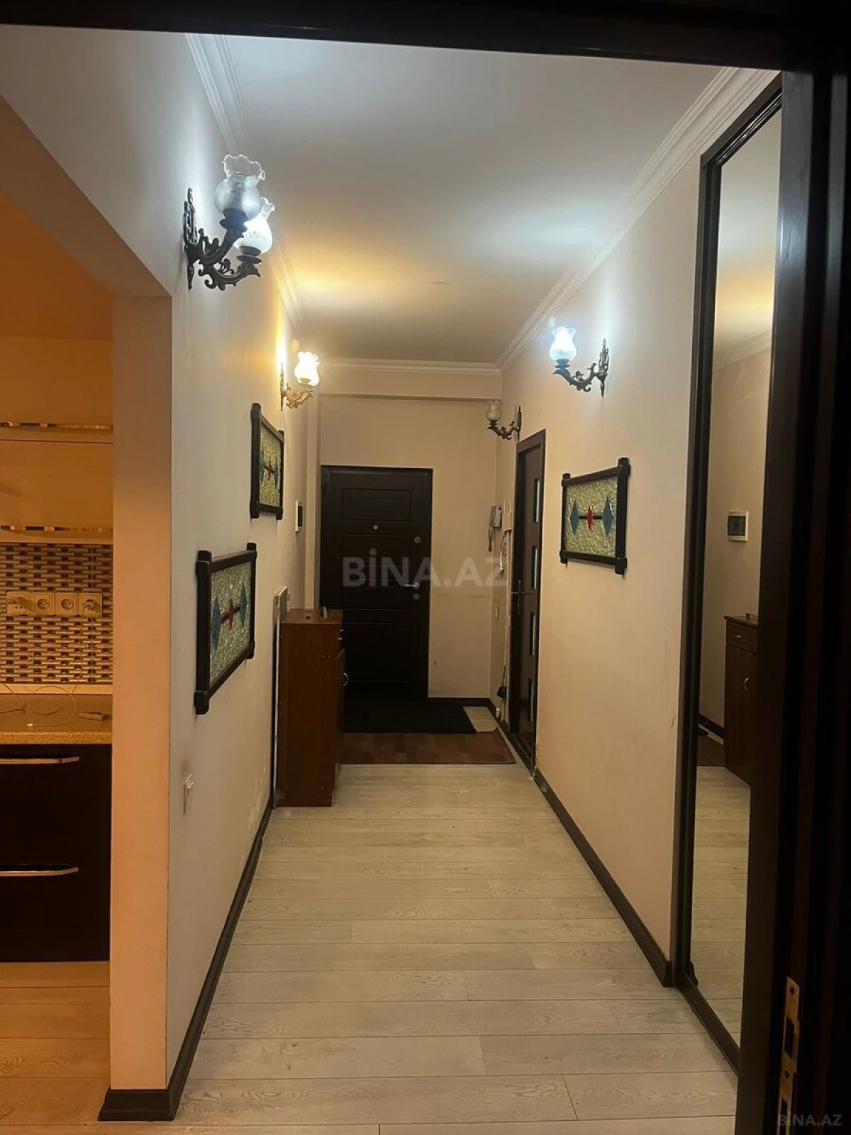 Satılır 2 otaqlı mənzil 80 m²