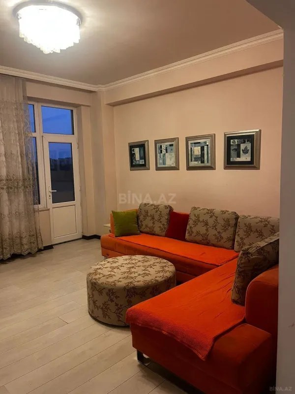 Satılır 2 otaqlı mənzil 80 m²