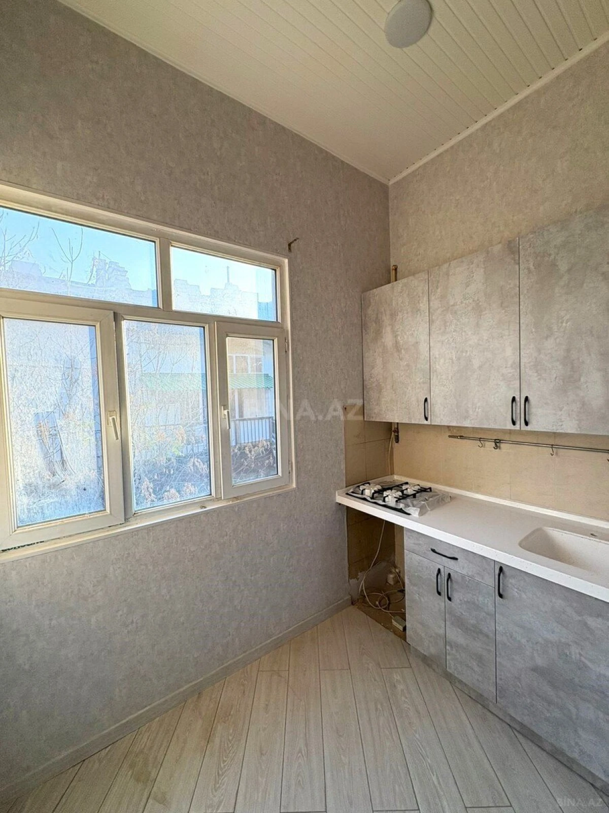 Satılır 3 otaqlı mənzil 90 m²