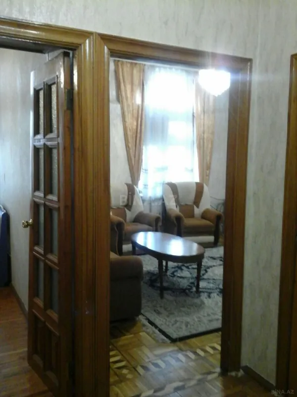 Satılır 2 otaqlı mənzil 65 m²