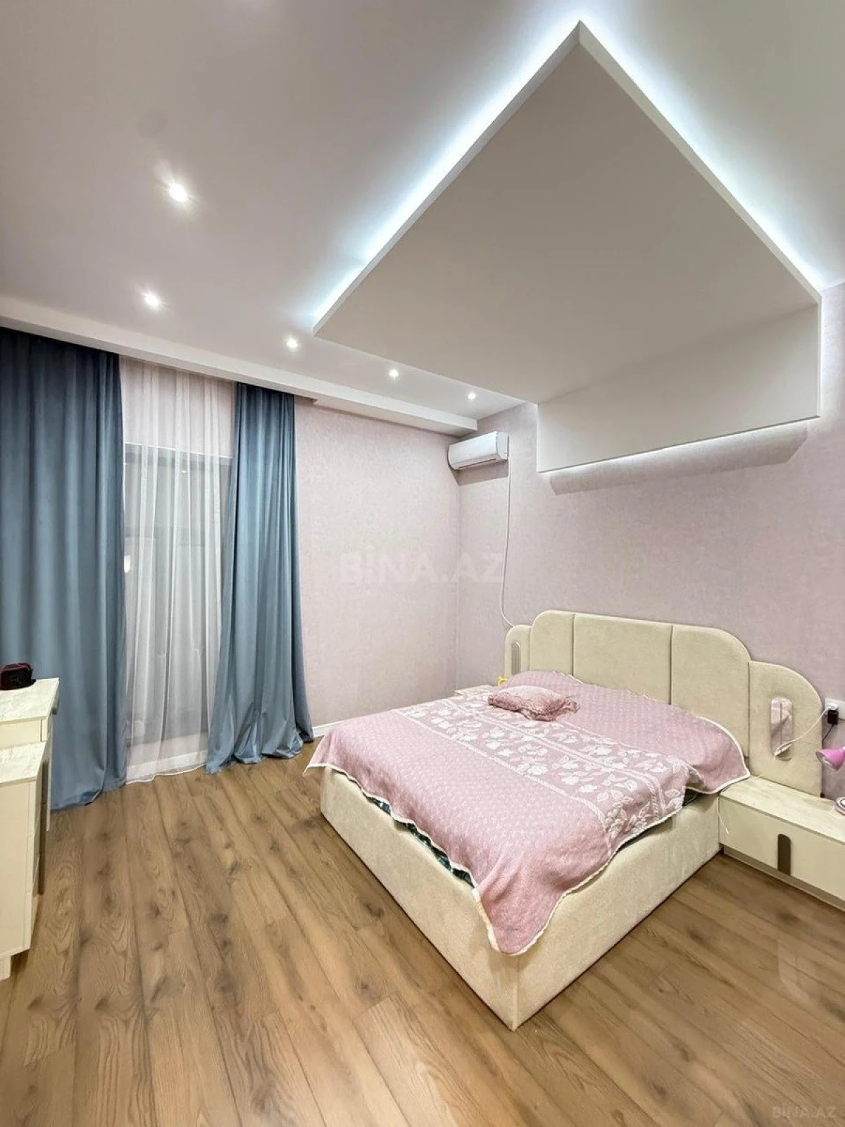Kirayə verilir 4 otaqlı həyət evi 240 m²